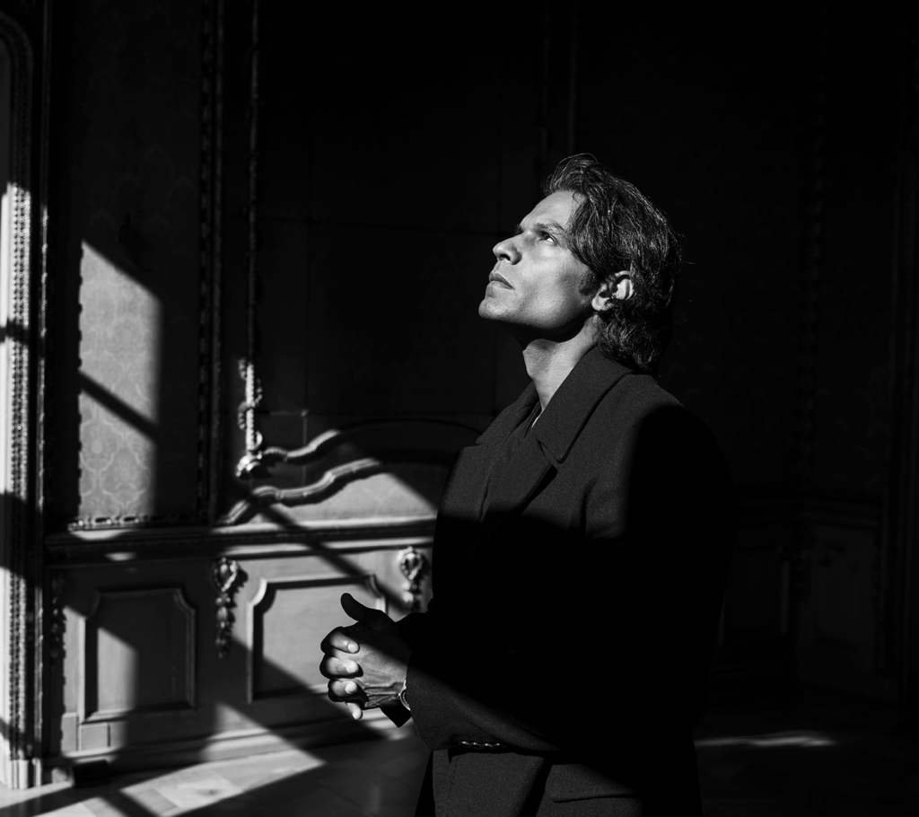 Kel Giordano shooting bianco e nero